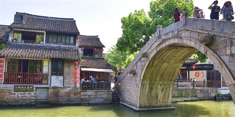 Xichong Ancient Village: Tarihte Yolculuk Yapın ve Geleneksel Çin Kültürünü Keşfedin!